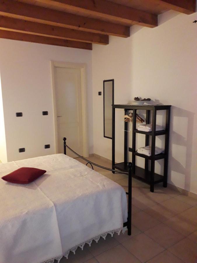 La Tana Del Picchio Villa Neviano degli Arduini Kültér fotó
